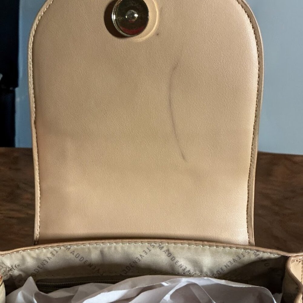 STEVE MADDEN CAMEL BREMMY PURSE (USED) - Picture 5 of 7